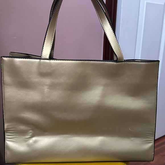 SNEAKERHEAD GOLD TOTE BAG - Picture 3 of 5